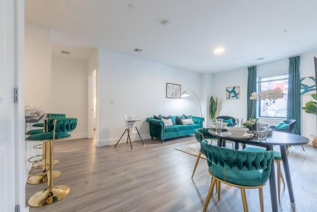 2 Bedroom 2 Bath Suite, Near American Dream And The Airport, Free Parking, King Bed And 2 Queen Beds, Washer And Dryer Orange Экстерьер фото